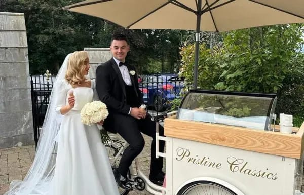 Decor and Event Styling Category Vendor Gallery Pristine Classics – Prosecco Van & Ice Cream Bike