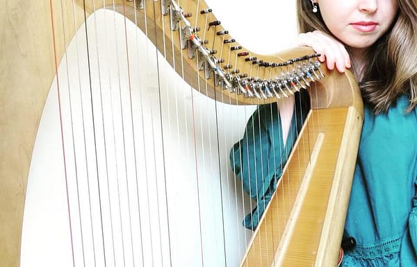 Ceremony & Drinks Reception Music Category Vendor Gallery Irish Wedding Harpist – Aisling Lyons