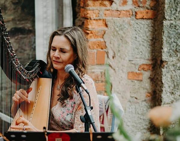 Ceremony & Drinks Reception Music Listing Category Sinead Walshe Harpist and Singer